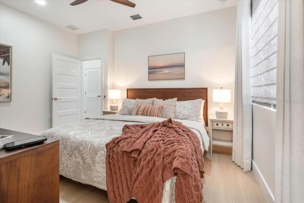 For Sale: $4,750,000 (6 beds, 6 baths, 3102 Square Feet)