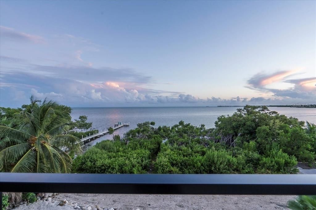 For Sale: $4,750,000 (6 beds, 6 baths, 3102 Square Feet)