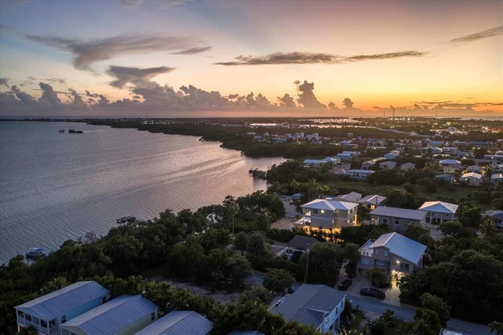 For Sale: $4,750,000 (6 beds, 6 baths, 3102 Square Feet)