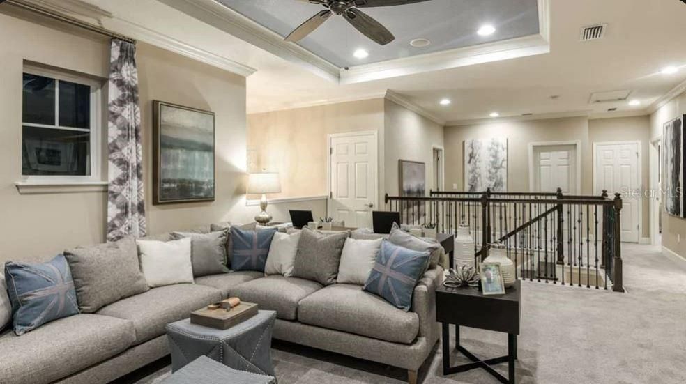 На продажу: $691,374 (5 спален, 4 ванн, 3422 Квадратных фут)