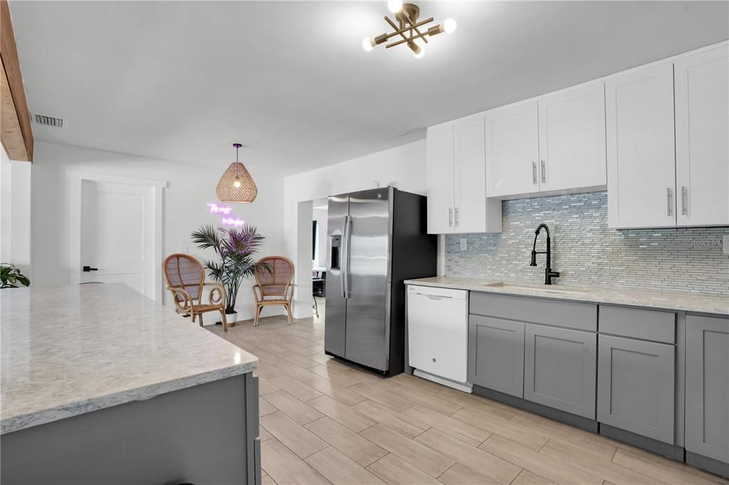 待售: $610,000 (3 贝兹, 2 浴室, 1519 平方英尺)