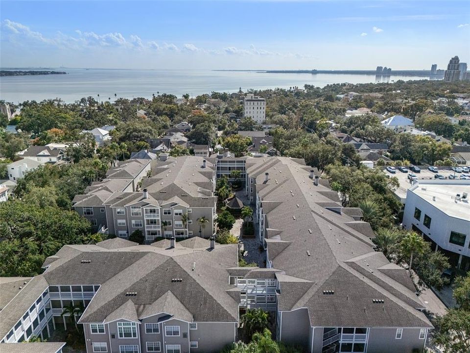 For Sale: $517,000 (2 beds, 2 baths, 1065 Square Feet)