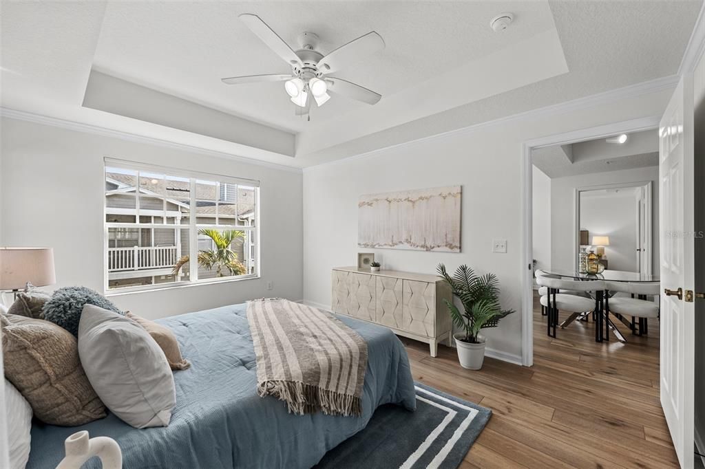 For Sale: $517,000 (2 beds, 2 baths, 1065 Square Feet)