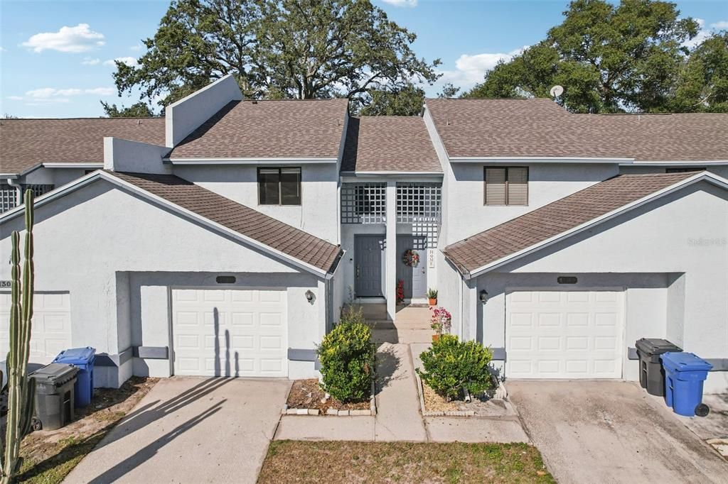 En Venta: $215,000 (2 camas, 2 baños, 1048 Pies cuadrados)