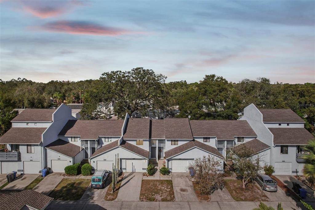 En Venta: $215,000 (2 camas, 2 baños, 1048 Pies cuadrados)