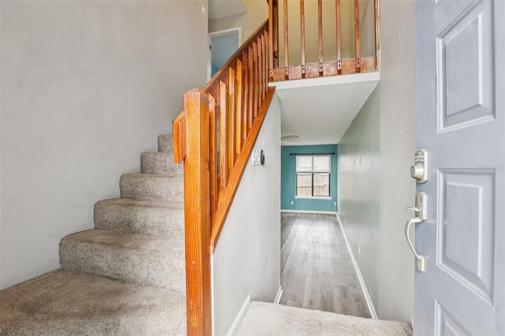 En Venta: $215,000 (2 camas, 2 baños, 1048 Pies cuadrados)