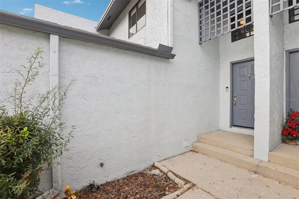 En Venta: $215,000 (2 camas, 2 baños, 1048 Pies cuadrados)