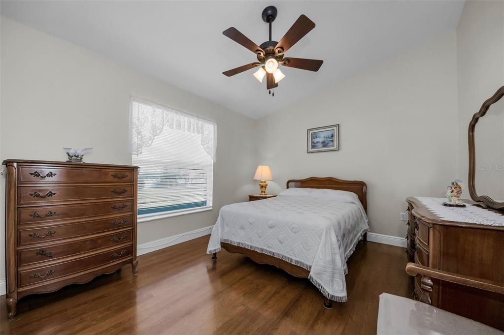 На продажу: $555,000 (4 спален, 2 ванн, 2151 Квадратных фут)