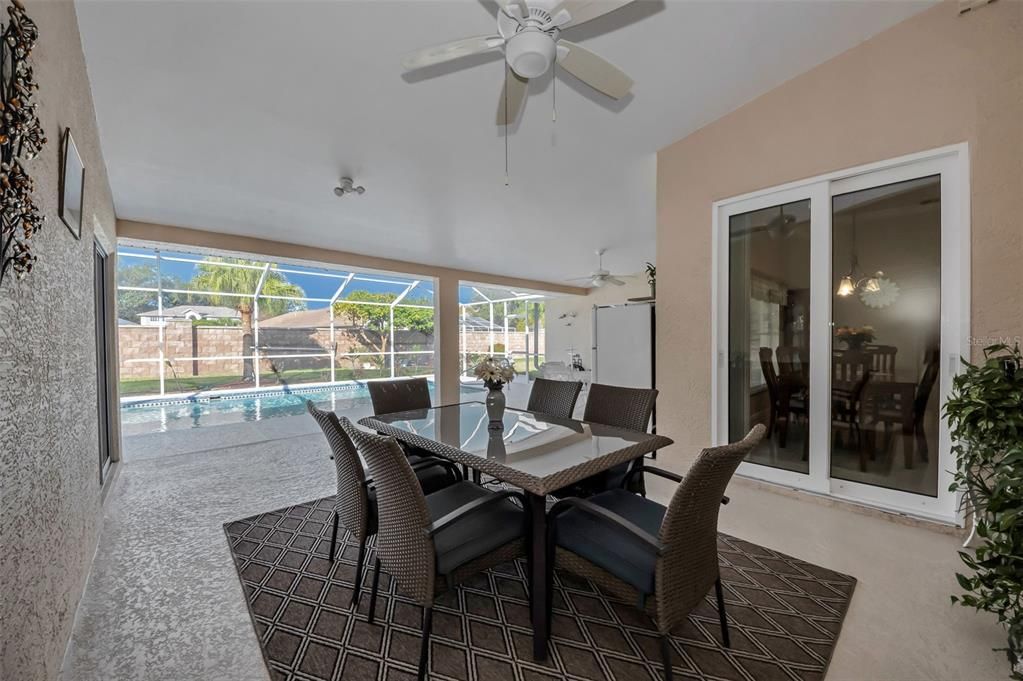 На продажу: $555,000 (4 спален, 2 ванн, 2151 Квадратных фут)