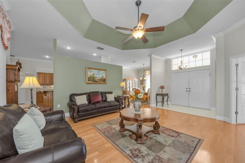 На продажу: $555,000 (4 спален, 2 ванн, 2151 Квадратных фут)