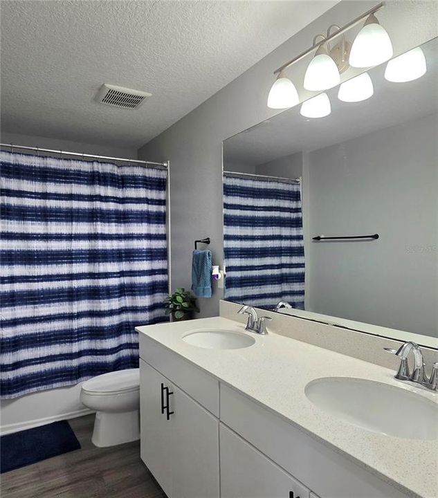 For Rent: $2,850 (4 beds, 3 baths, 2441 Square Feet)