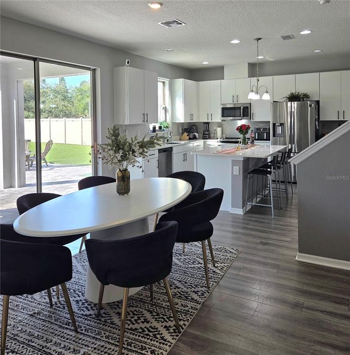 For Rent: $2,850 (4 beds, 3 baths, 2441 Square Feet)