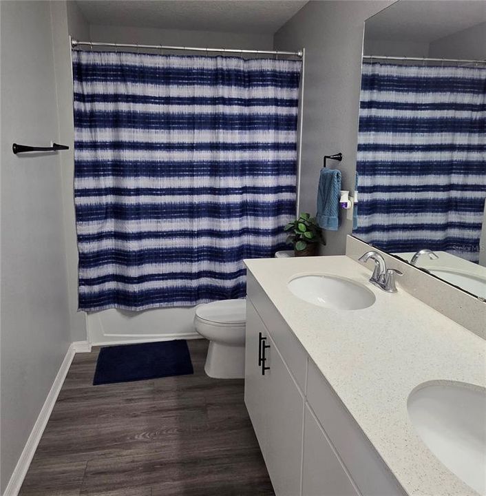 For Rent: $2,850 (4 beds, 3 baths, 2441 Square Feet)