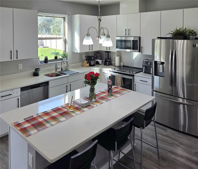 For Rent: $2,850 (4 beds, 3 baths, 2441 Square Feet)