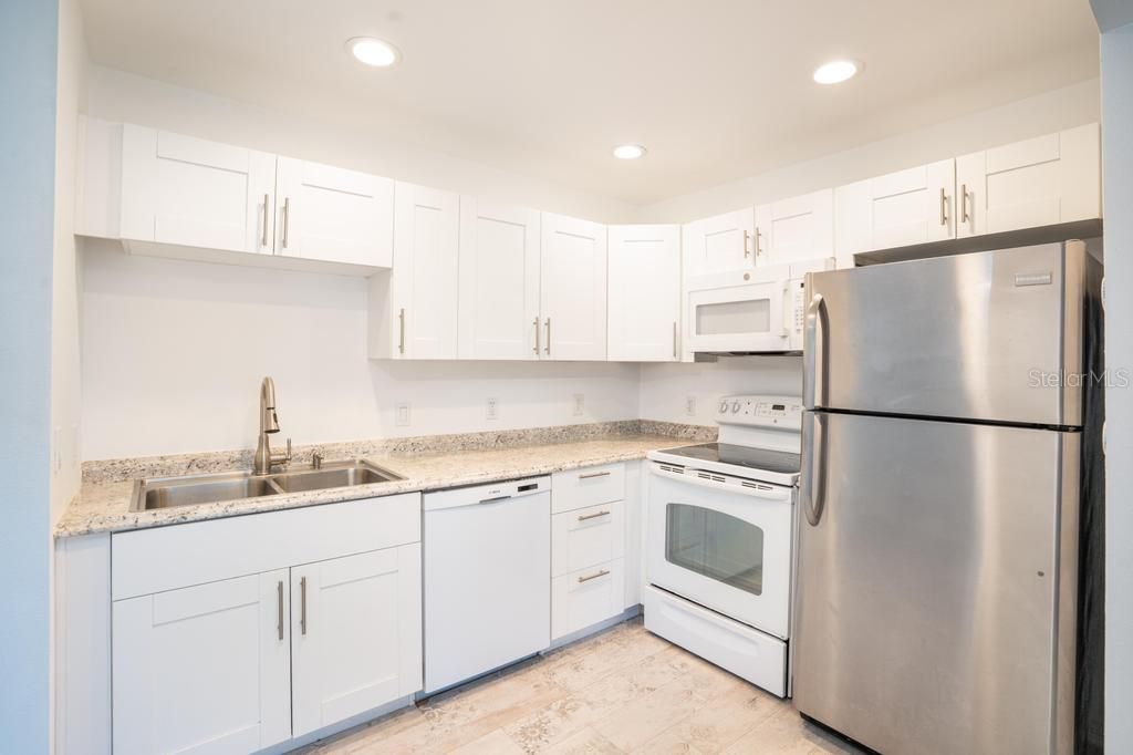 En Venta: $119,900 (1 camas, 1 baños, 728 Pies cuadrados)