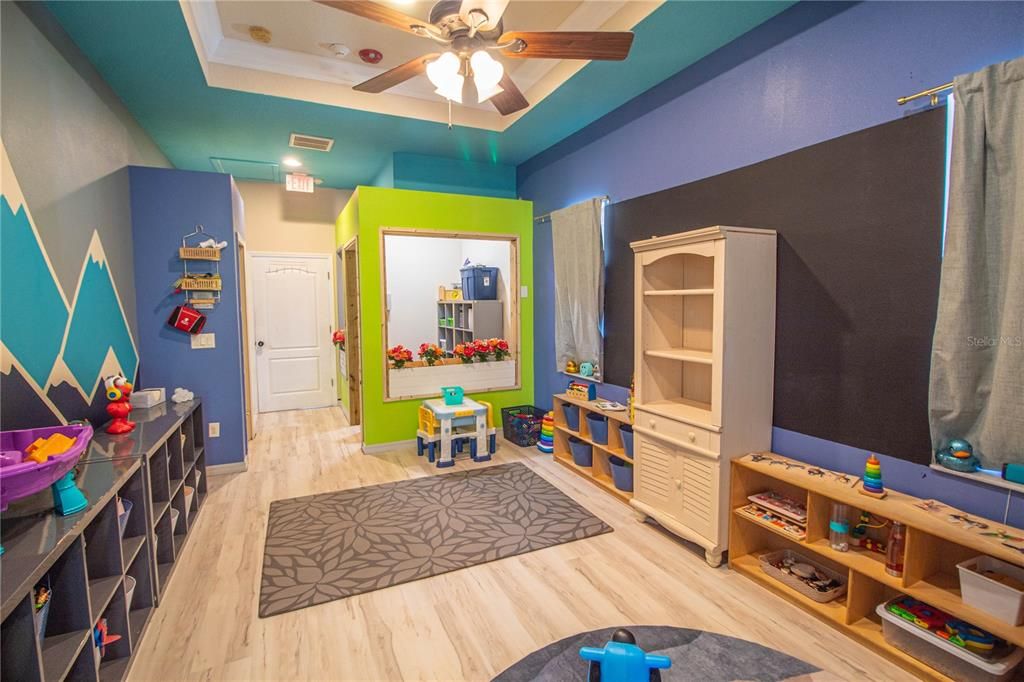 待售: $875,000 (0 贝兹, 0 浴室, 2530 平方英尺)