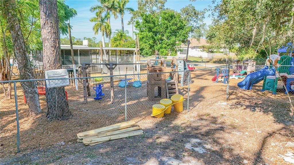 待售: $875,000 (0 贝兹, 0 浴室, 2530 平方英尺)