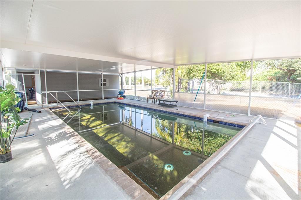 待售: $875,000 (0 贝兹, 0 浴室, 2530 平方英尺)