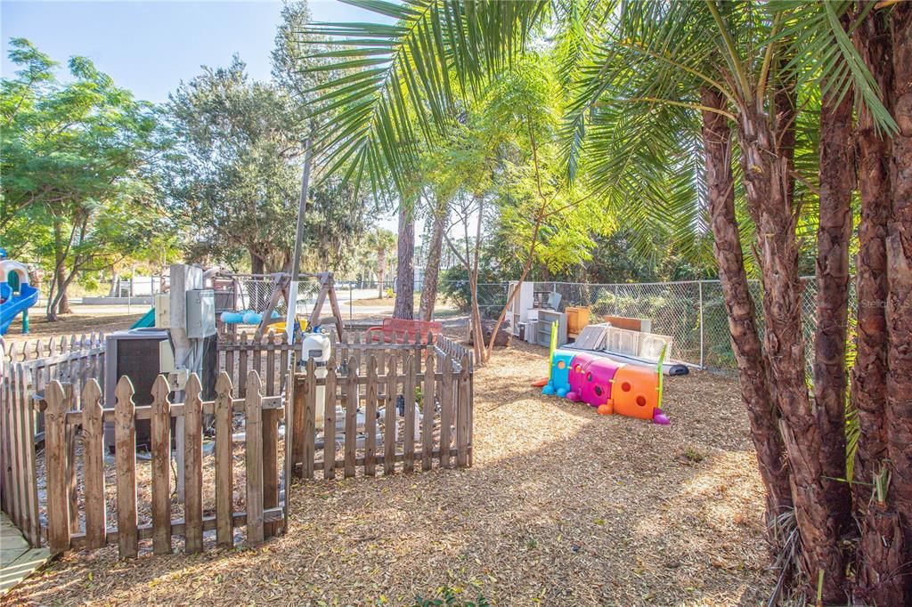 待售: $875,000 (0 贝兹, 0 浴室, 2530 平方英尺)