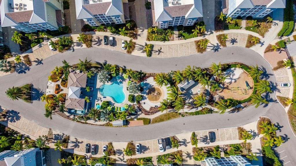 На продажу: $645,000 (2 спален, 2 ванн, 1456 Квадратных фут)