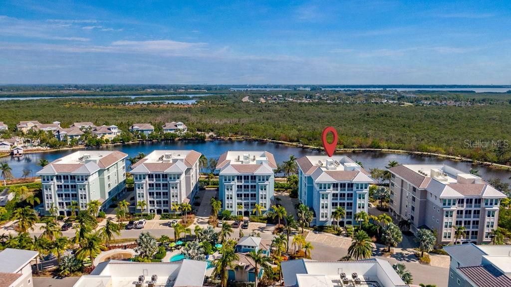 На продажу: $645,000 (2 спален, 2 ванн, 1456 Квадратных фут)