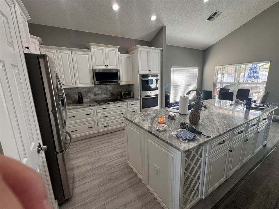 For Sale: $539,000 (4 beds, 2 baths, 2248 Square Feet)