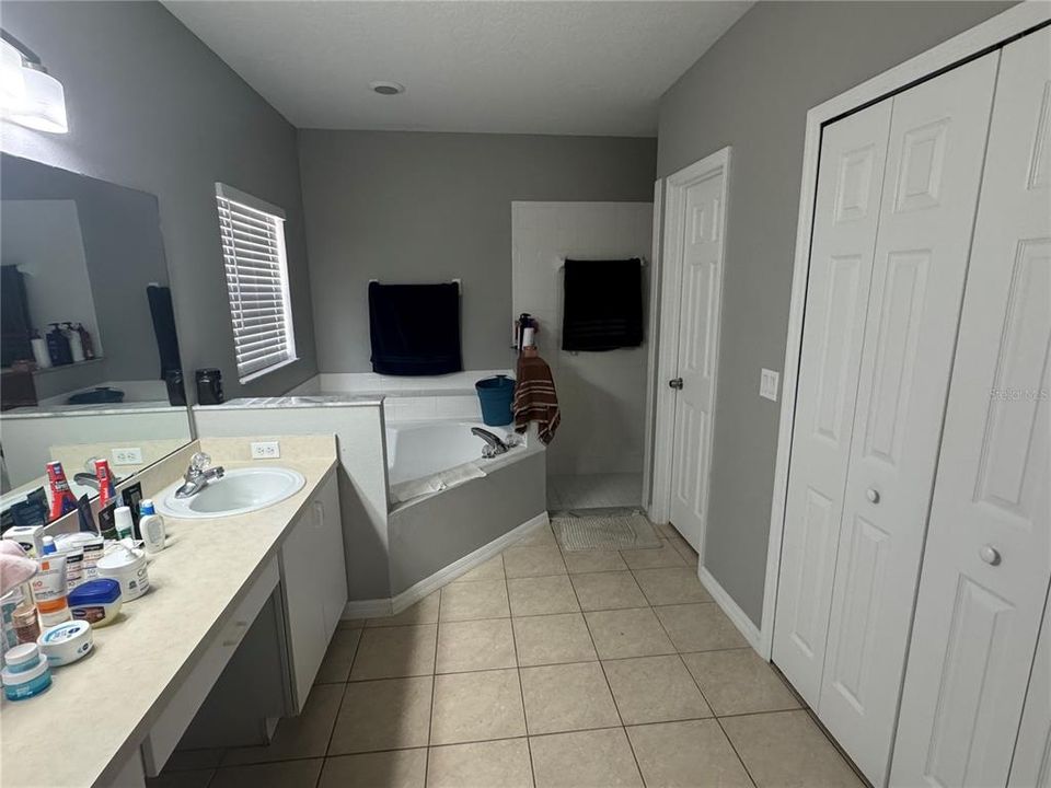 For Sale: $539,000 (4 beds, 2 baths, 2248 Square Feet)