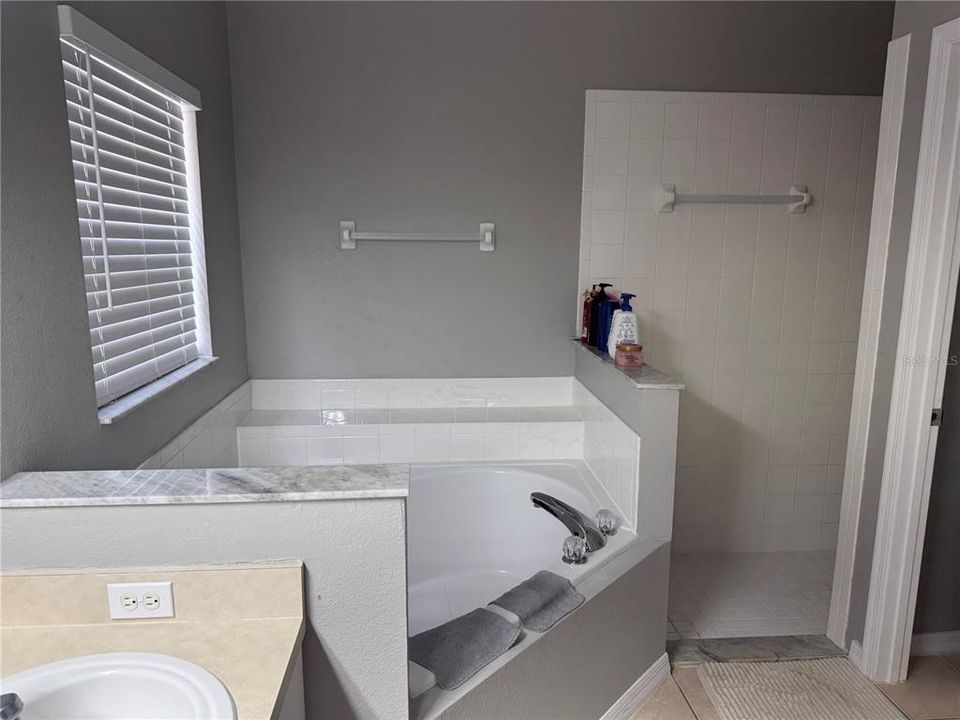 For Sale: $539,000 (4 beds, 2 baths, 2248 Square Feet)