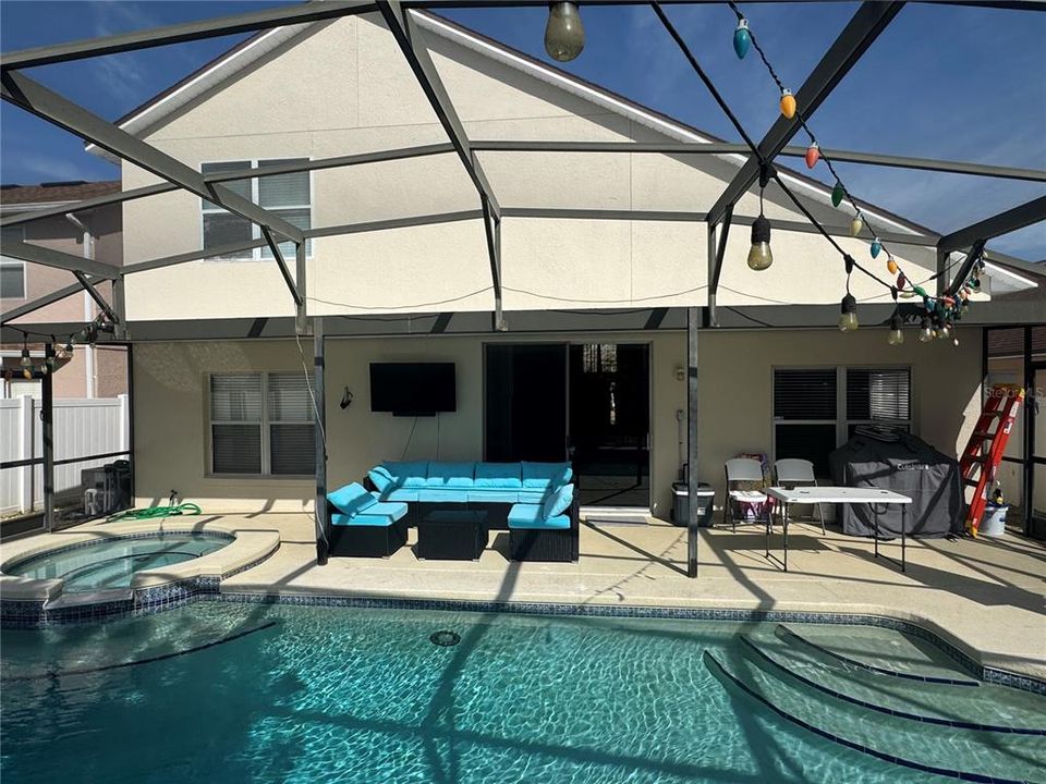 For Sale: $539,000 (4 beds, 2 baths, 2248 Square Feet)