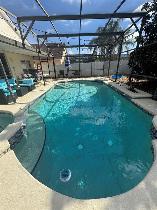 For Sale: $539,000 (4 beds, 2 baths, 2248 Square Feet)