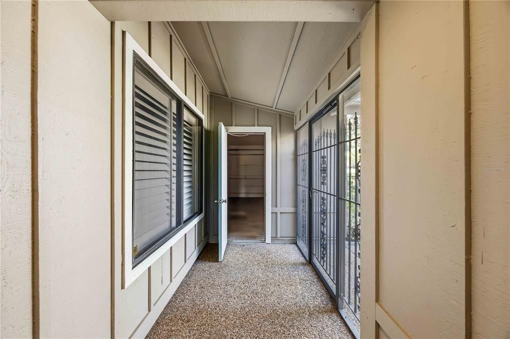 En Venta: $279,000 (2 camas, 2 baños, 1389 Pies cuadrados)