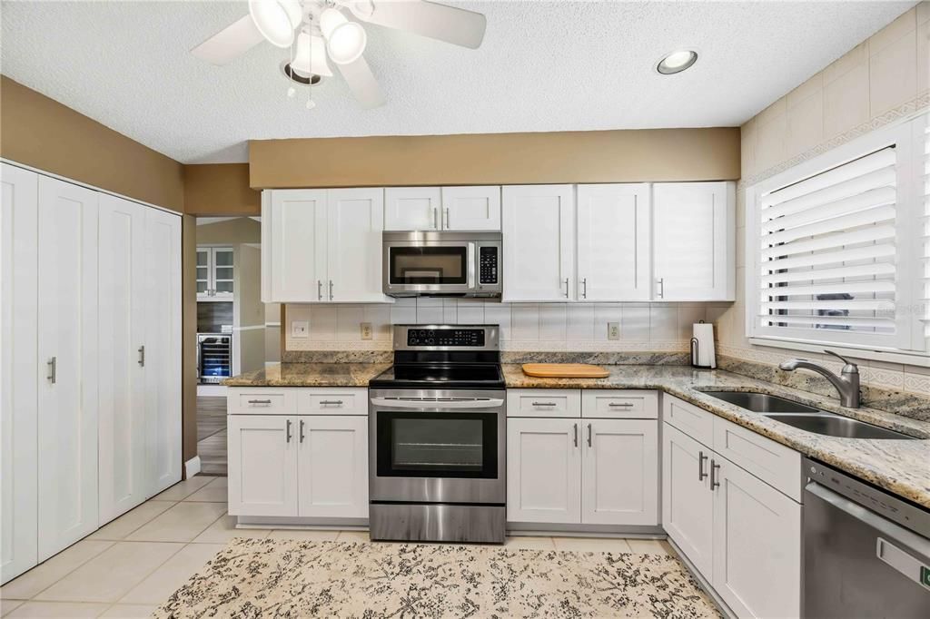 En Venta: $279,000 (2 camas, 2 baños, 1389 Pies cuadrados)