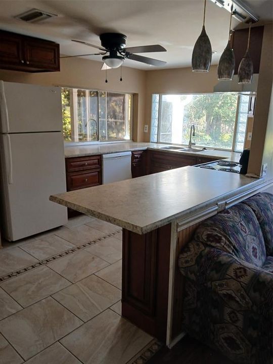 For Sale: $299,000 (3 beds, 2 baths, 1771 Square Feet)