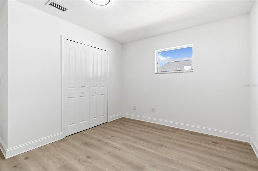 待售: $659,900 (4 贝兹, 2 浴室, 2096 平方英尺)