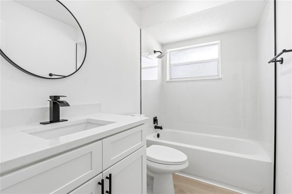 待售: $659,900 (4 贝兹, 2 浴室, 2096 平方英尺)