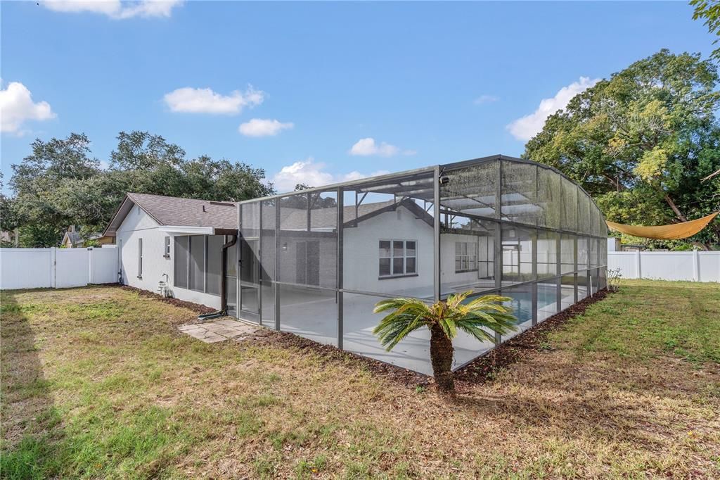 待售: $659,900 (4 贝兹, 2 浴室, 2096 平方英尺)