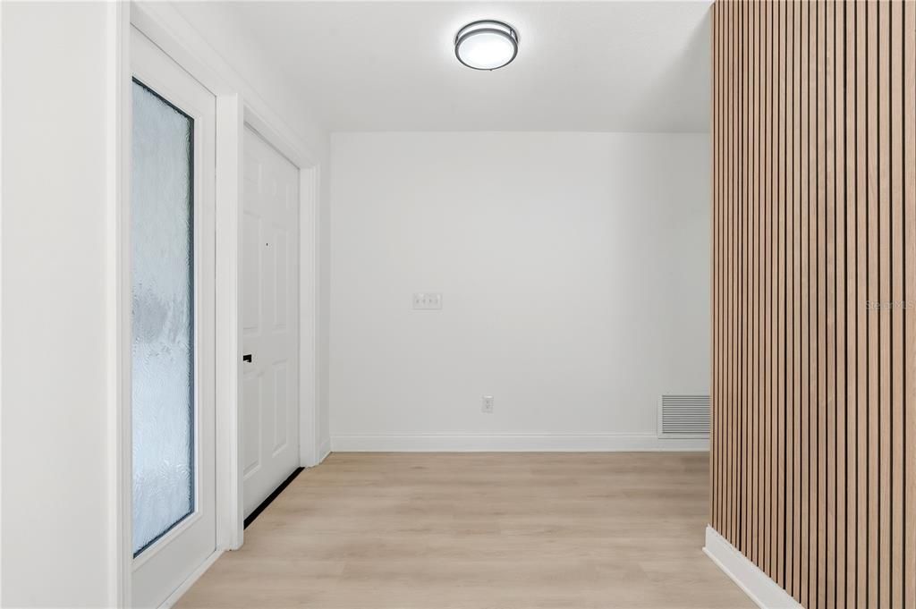 待售: $659,900 (4 贝兹, 2 浴室, 2096 平方英尺)