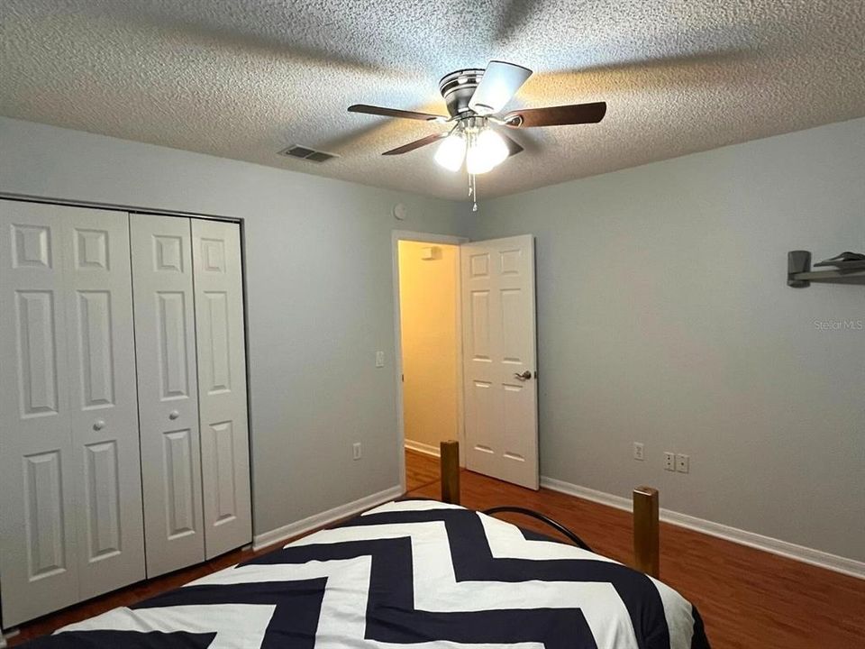 На продажу: $325,000 (3 спален, 2 ванн, 1172 Квадратных фут)