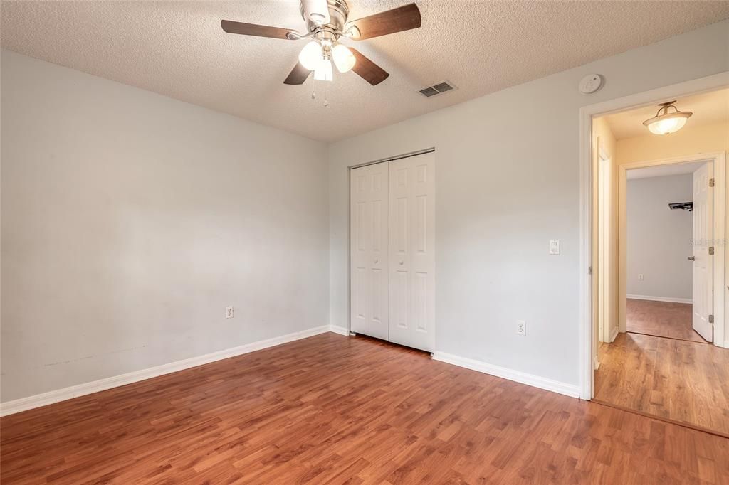 На продажу: $335,000 (3 спален, 2 ванн, 1172 Квадратных фут)