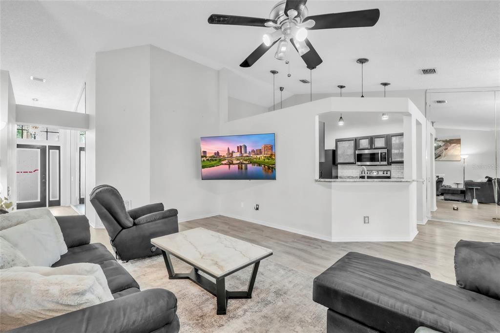 待售: $350,000 (3 贝兹, 2 浴室, 1503 平方英尺)