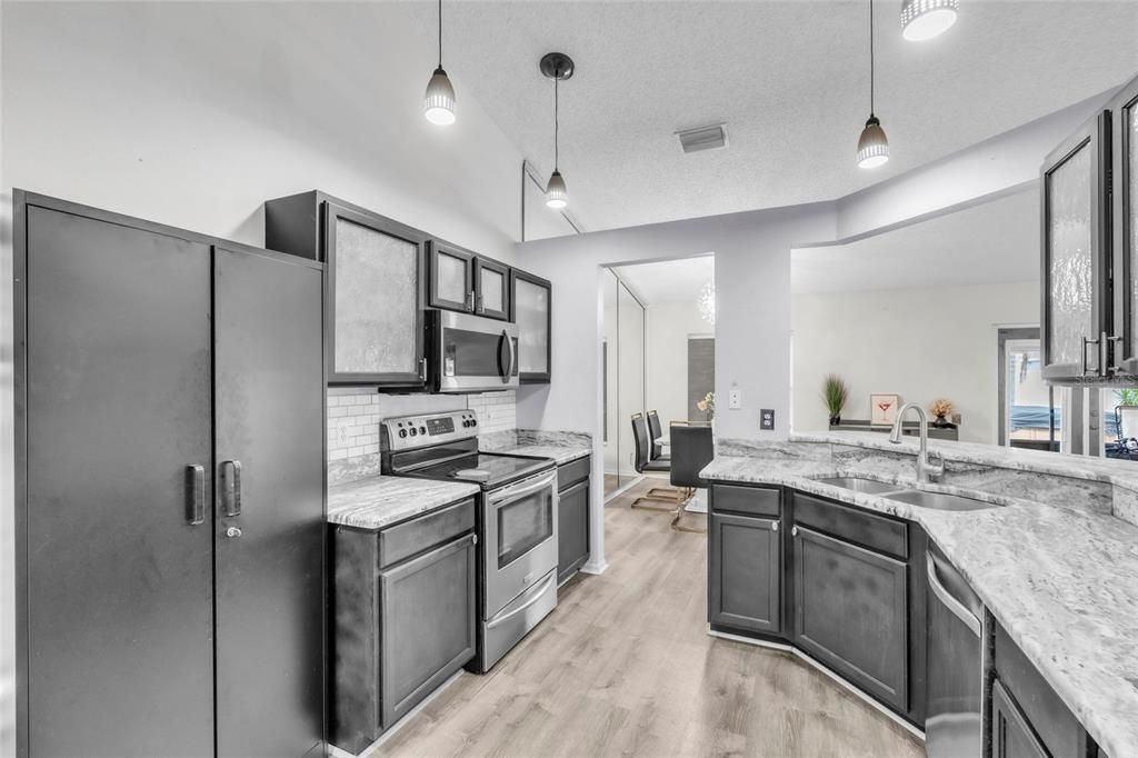 待售: $350,000 (3 贝兹, 2 浴室, 1503 平方英尺)