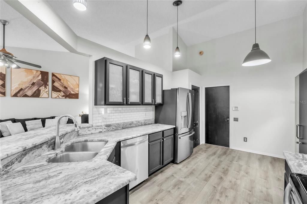 待售: $350,000 (3 贝兹, 2 浴室, 1503 平方英尺)