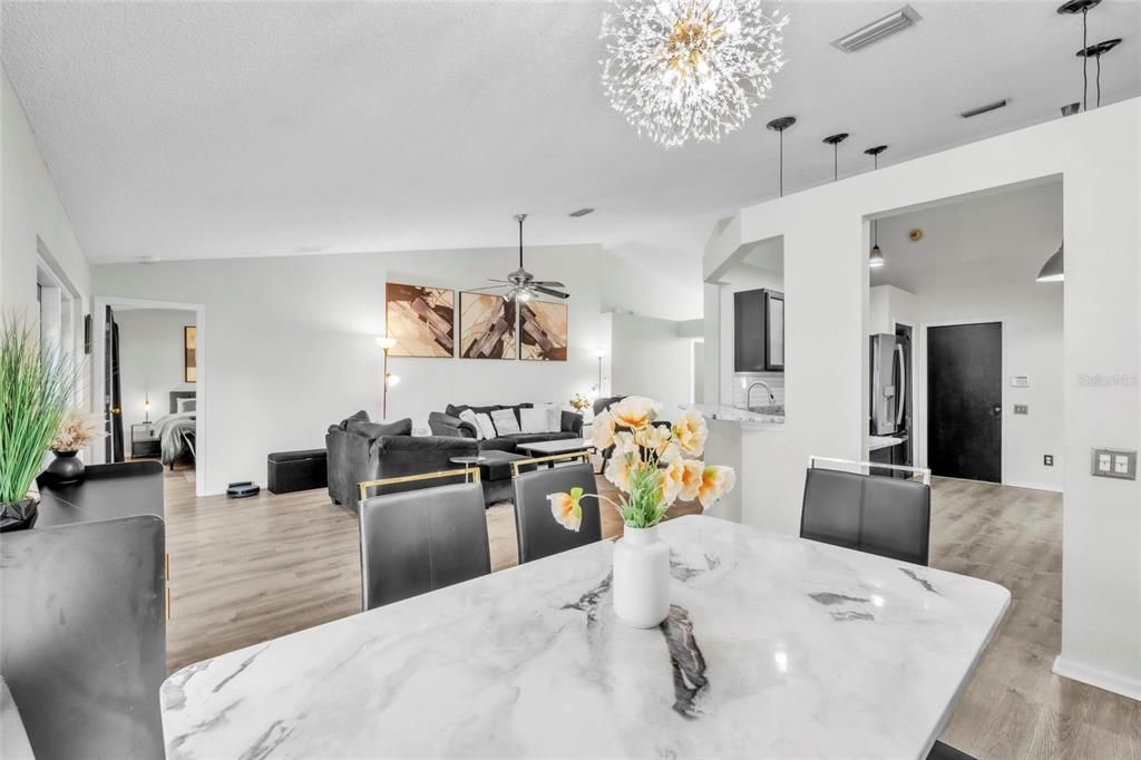 待售: $350,000 (3 贝兹, 2 浴室, 1503 平方英尺)