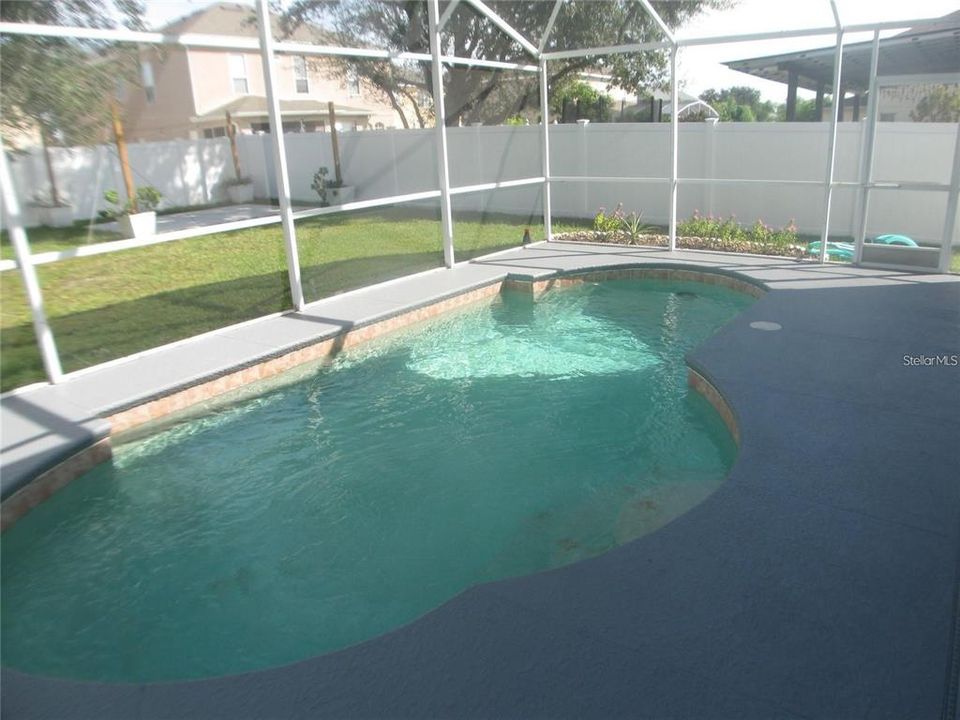 For Rent: $2,450 (3 beds, 2 baths, 1457 Square Feet)