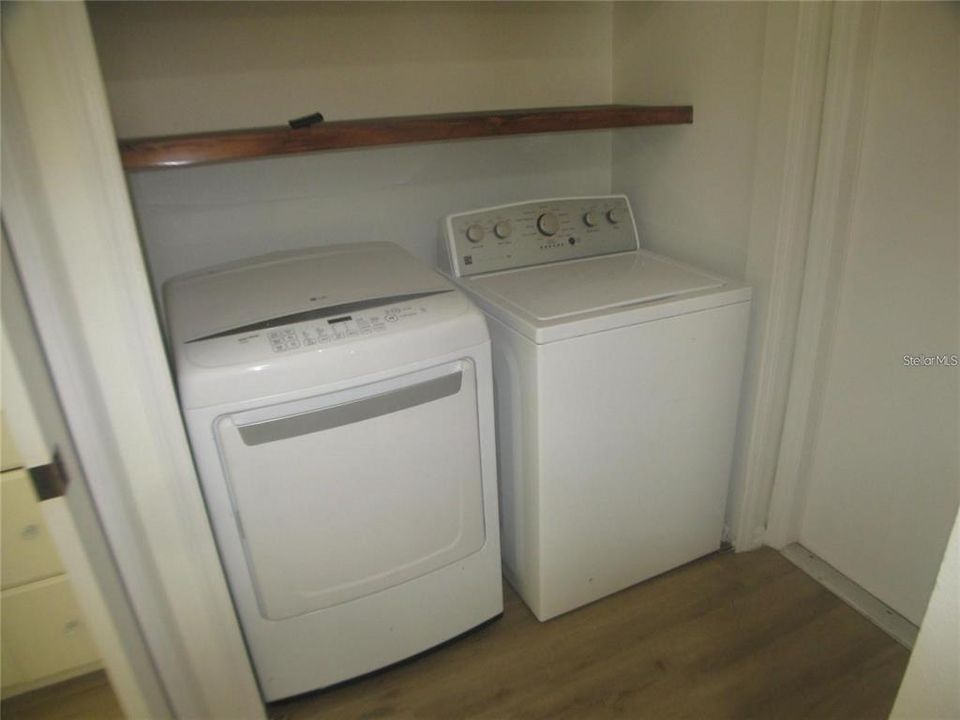 For Rent: $2,450 (3 beds, 2 baths, 1457 Square Feet)