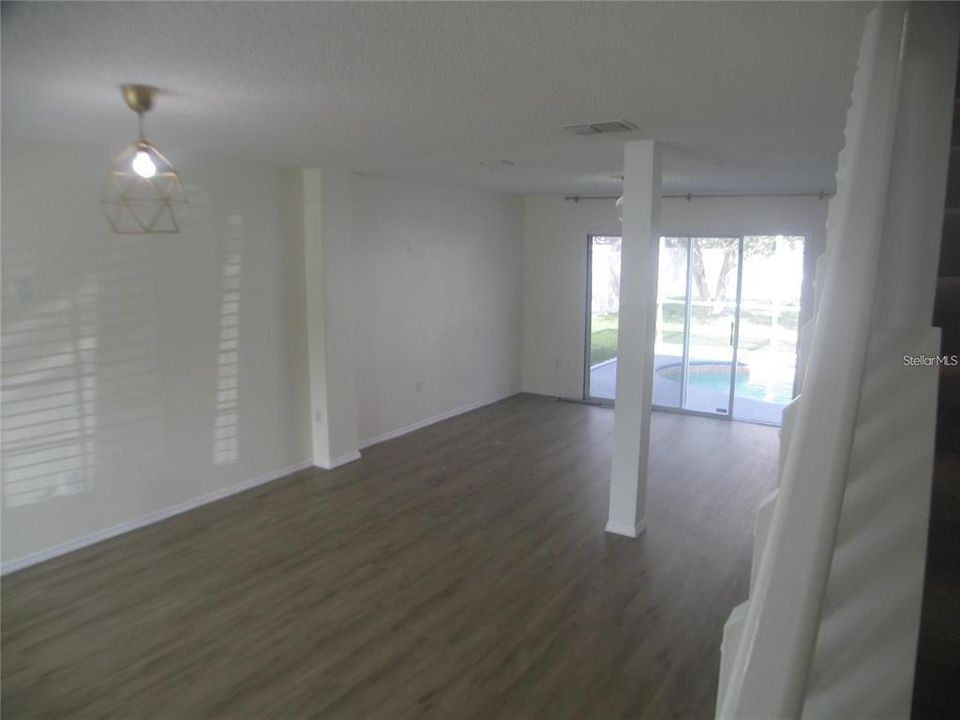 For Rent: $2,450 (3 beds, 2 baths, 1457 Square Feet)