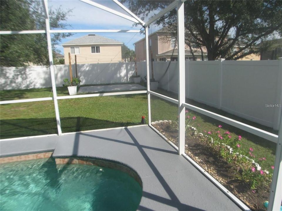 For Rent: $2,450 (3 beds, 2 baths, 1457 Square Feet)