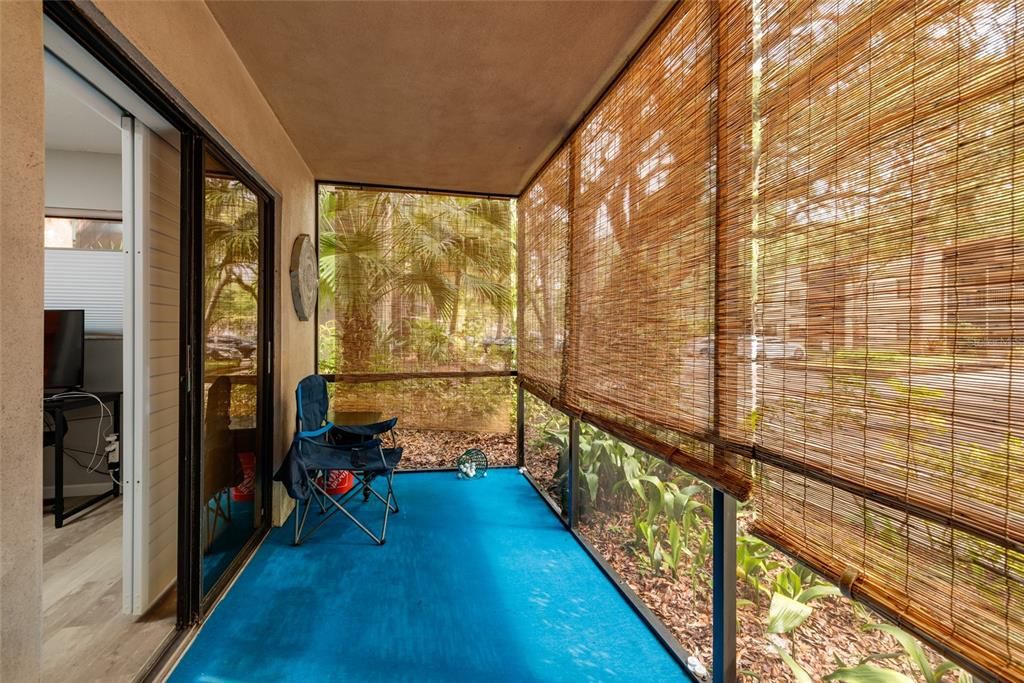 待售: $124,900 (1 贝兹, 1 浴室, 800 平方英尺)