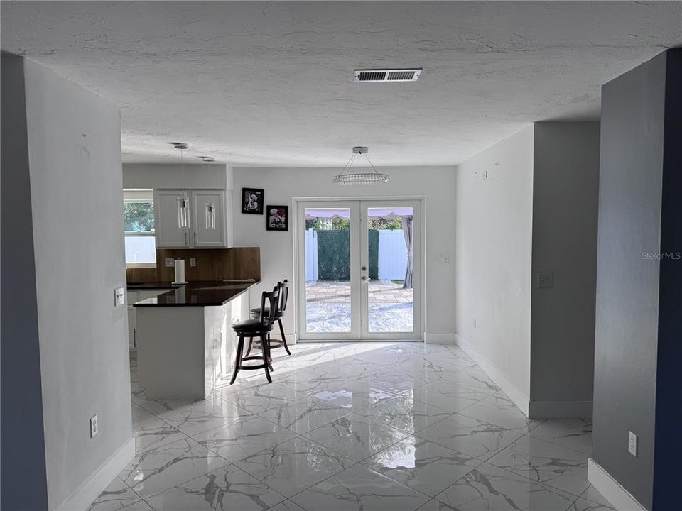 For Rent: $2,500 (2 beds, 2 baths, 1466 Square Feet)