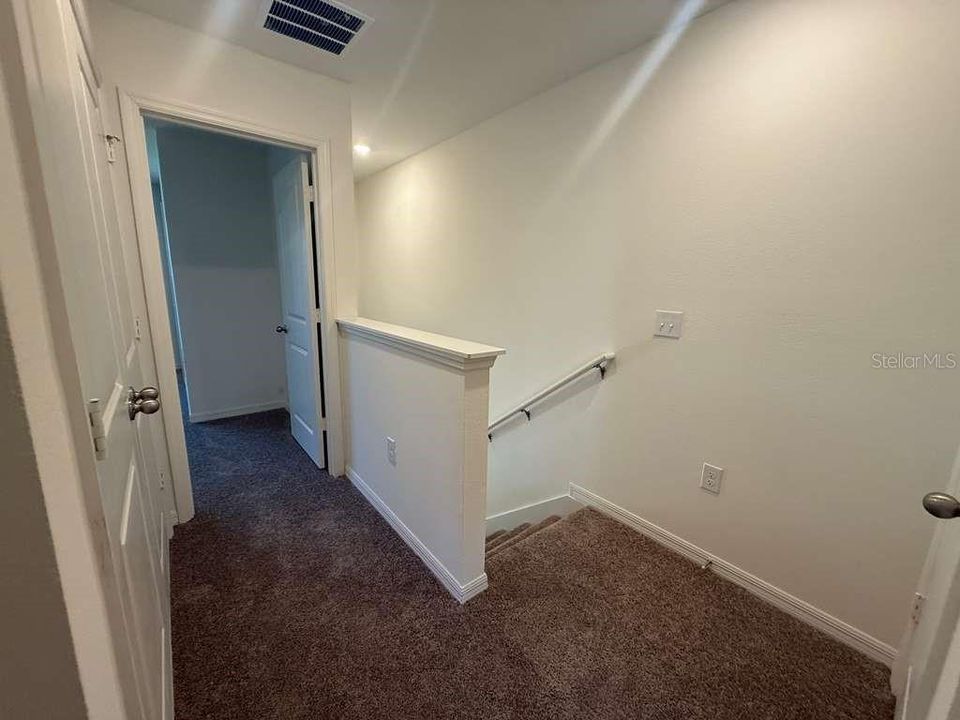 For Rent: $2,100 (3 beds, 2 baths, 1473 Square Feet)